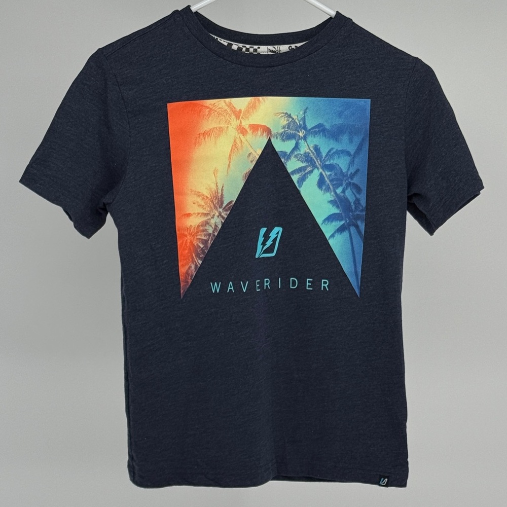 Amplify boys graphic blue short sleeve t-shirt size M.